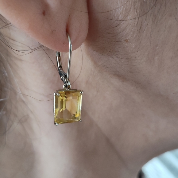 14k White Gold Emerald Cut Citrine Leverback Earrings - Picture 10 of 15